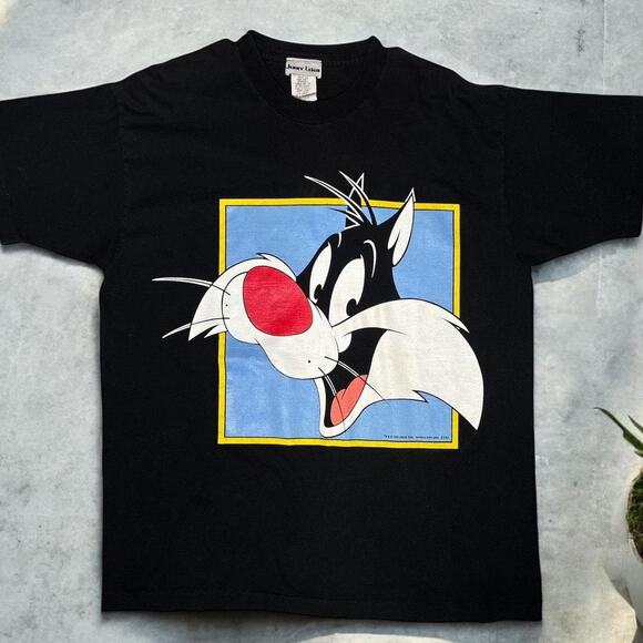 Vintage Looney Tunes Tee - Picture 1 of 7